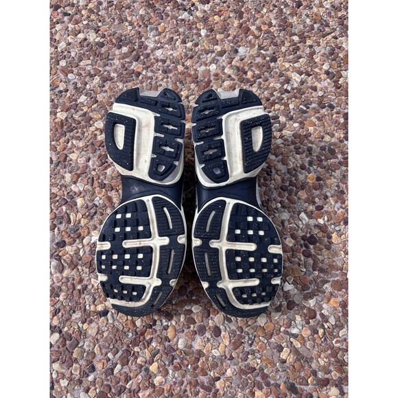 Nike WMNS V2K RUN 'SUMMIT WHITE' - Picture 3 of 7